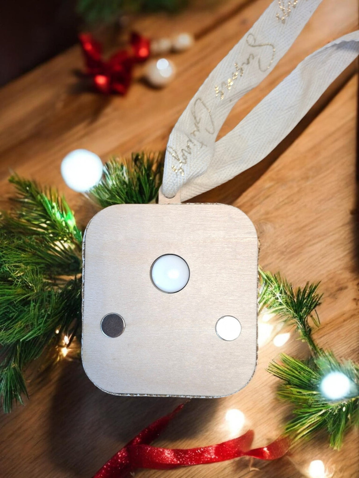 Personalised Vintage Radio Voice Recording Christmas Ornament