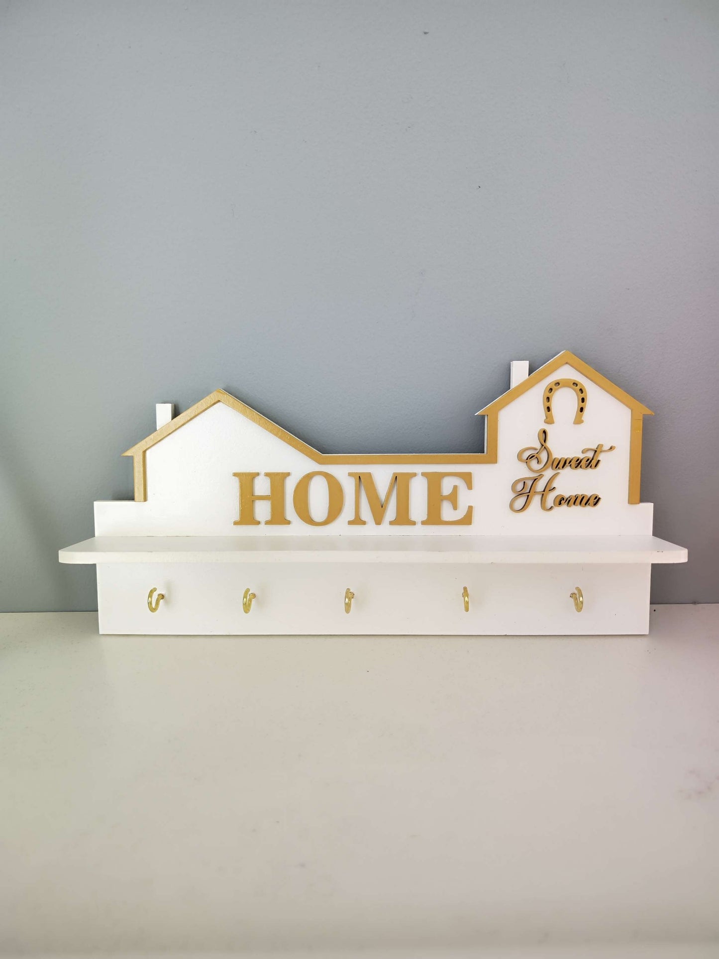 Wooden wall key holder "Home Sweet Home"