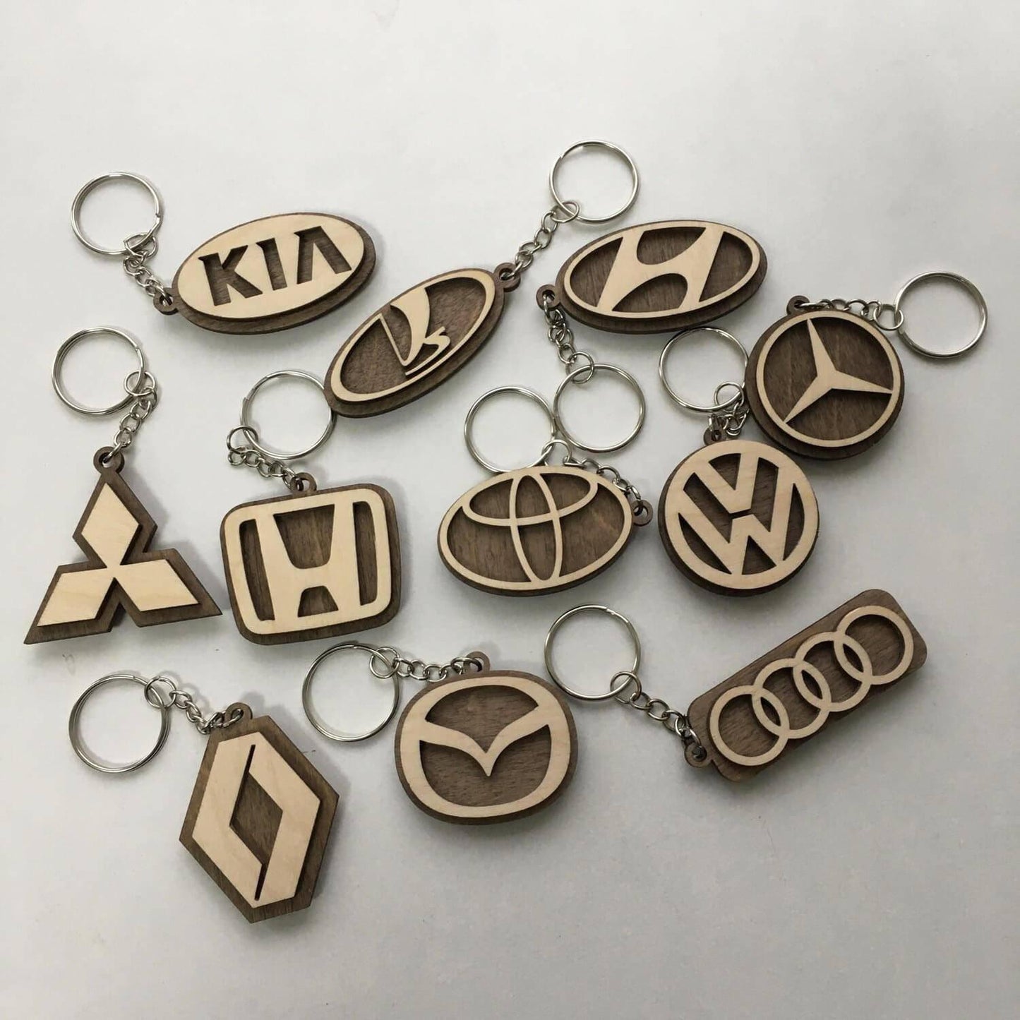 Car logo keychain, personalised key ring