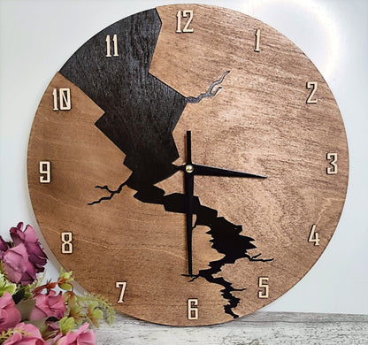 Wooden Wall Clock Earth Crack Design