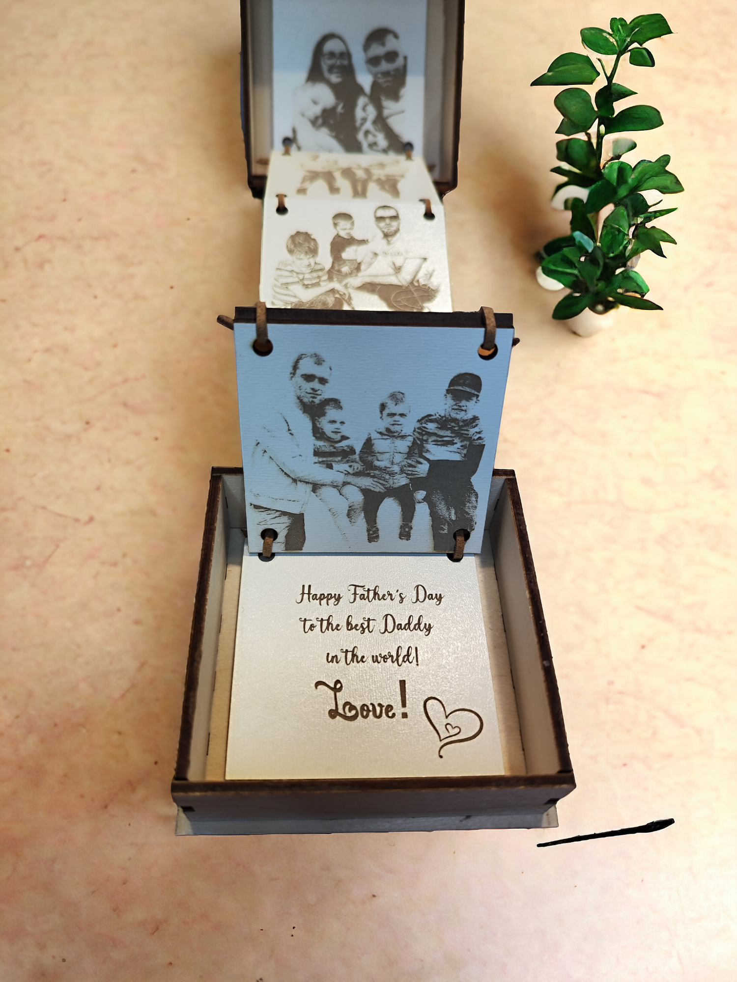 Personalised Photo pull-up gift box for Father's Day